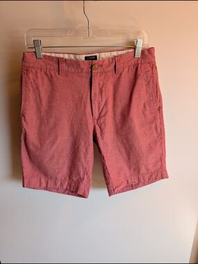 J. Crew Men's Gramercy Shorts in Coral